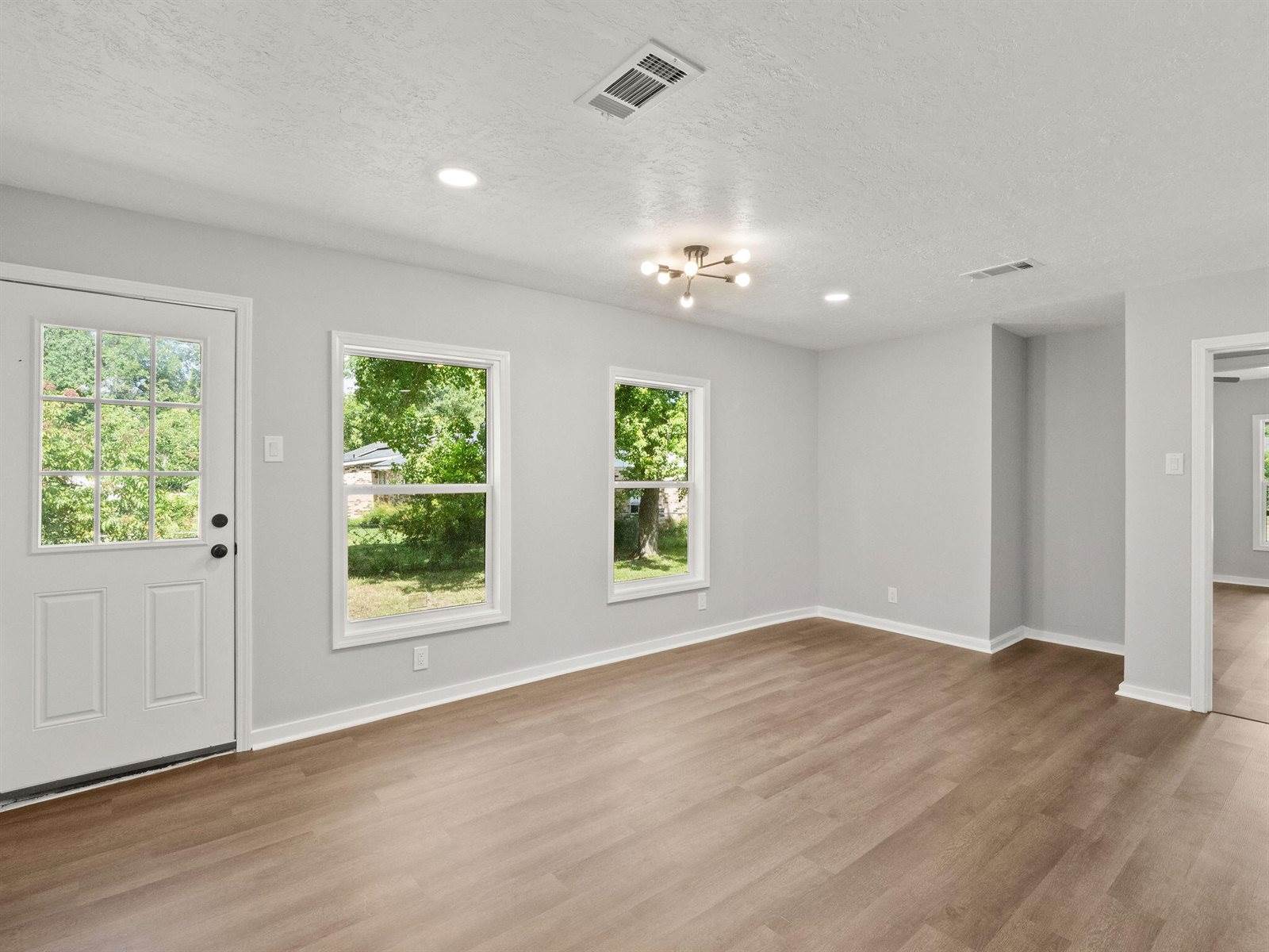 1007 Shirley St, DeRidder, LA 70634