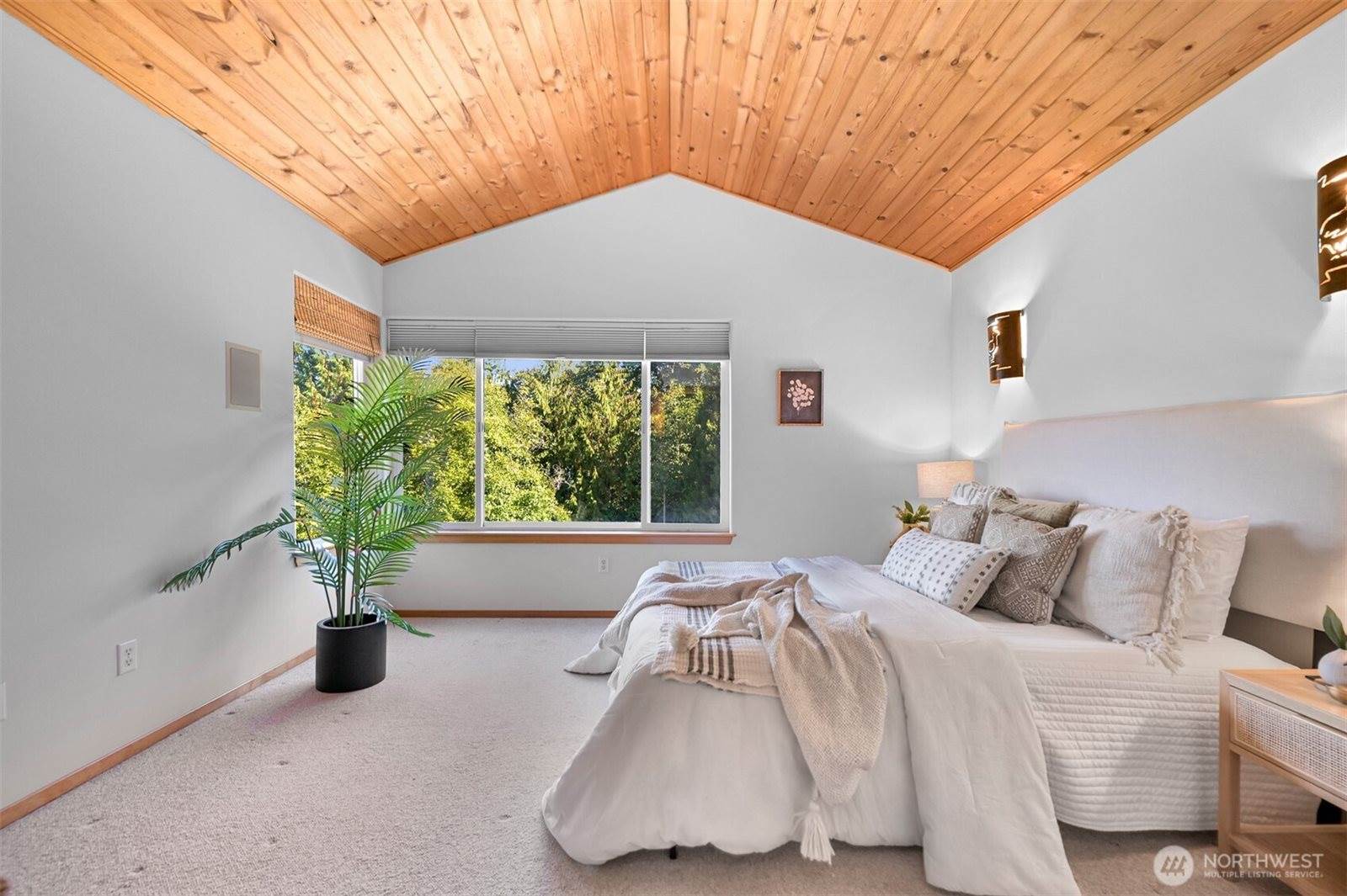 1851 Lakeside Lane, Bellingham, WA 98229