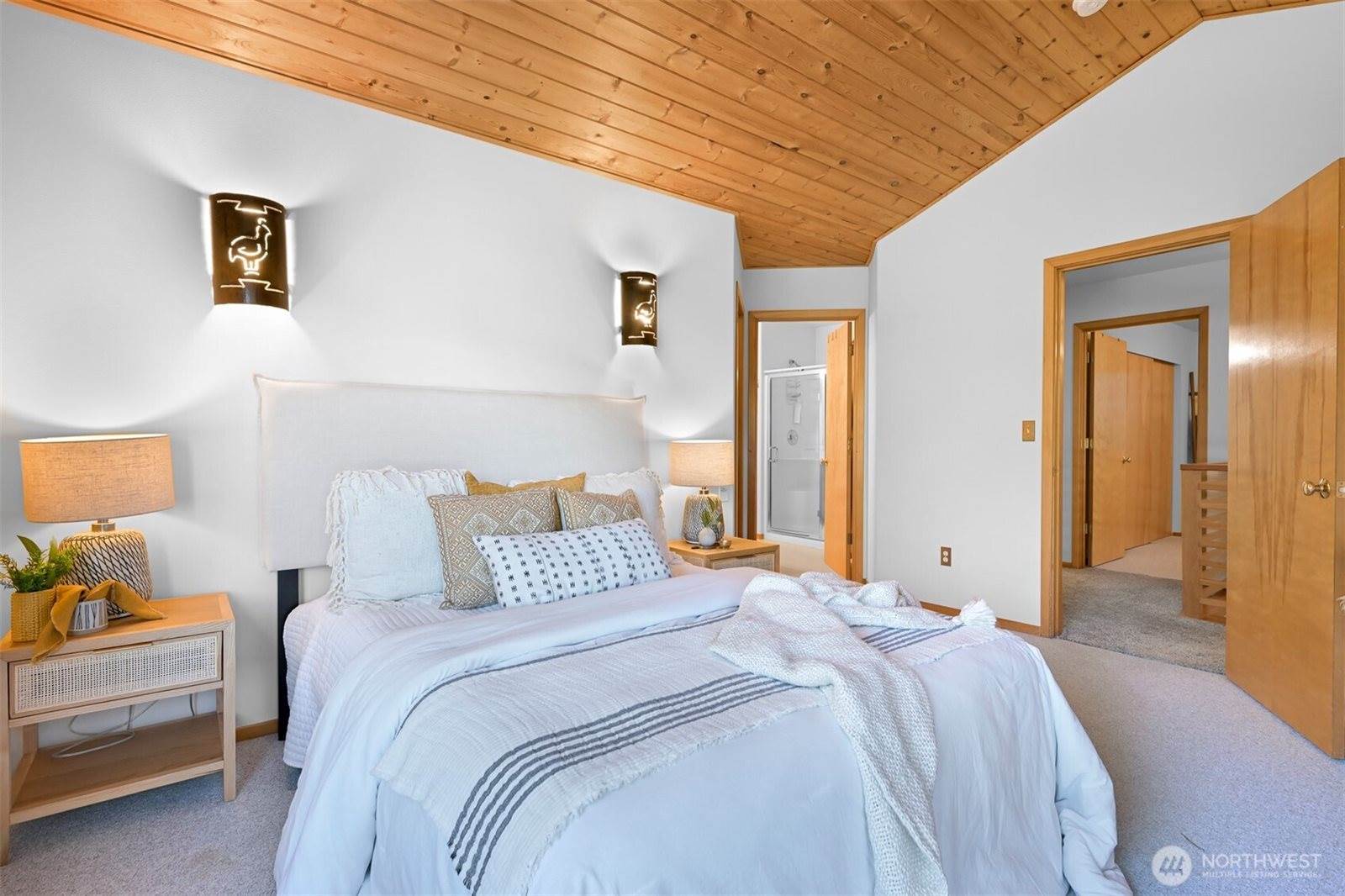 1851 Lakeside Lane, Bellingham, WA 98229