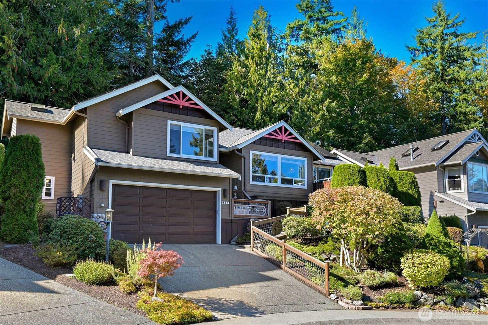 1851 Lakeside Lane, Bellingham, WA 98229