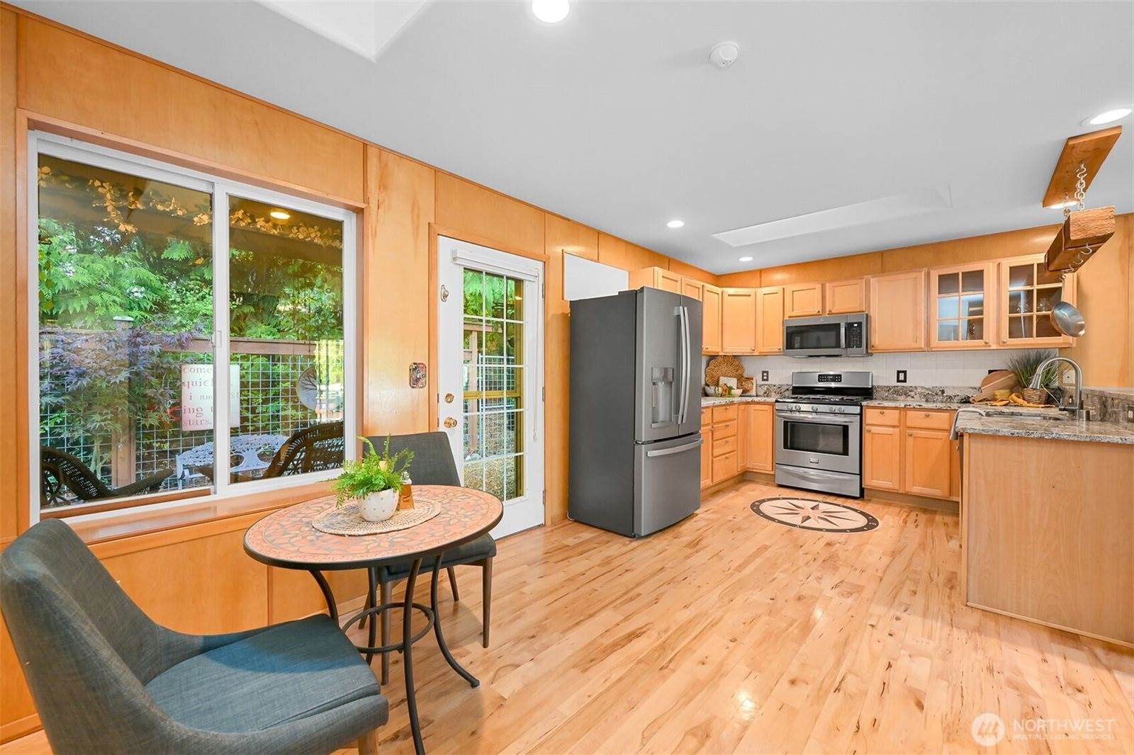 1851 Lakeside Lane, Bellingham, WA 98229