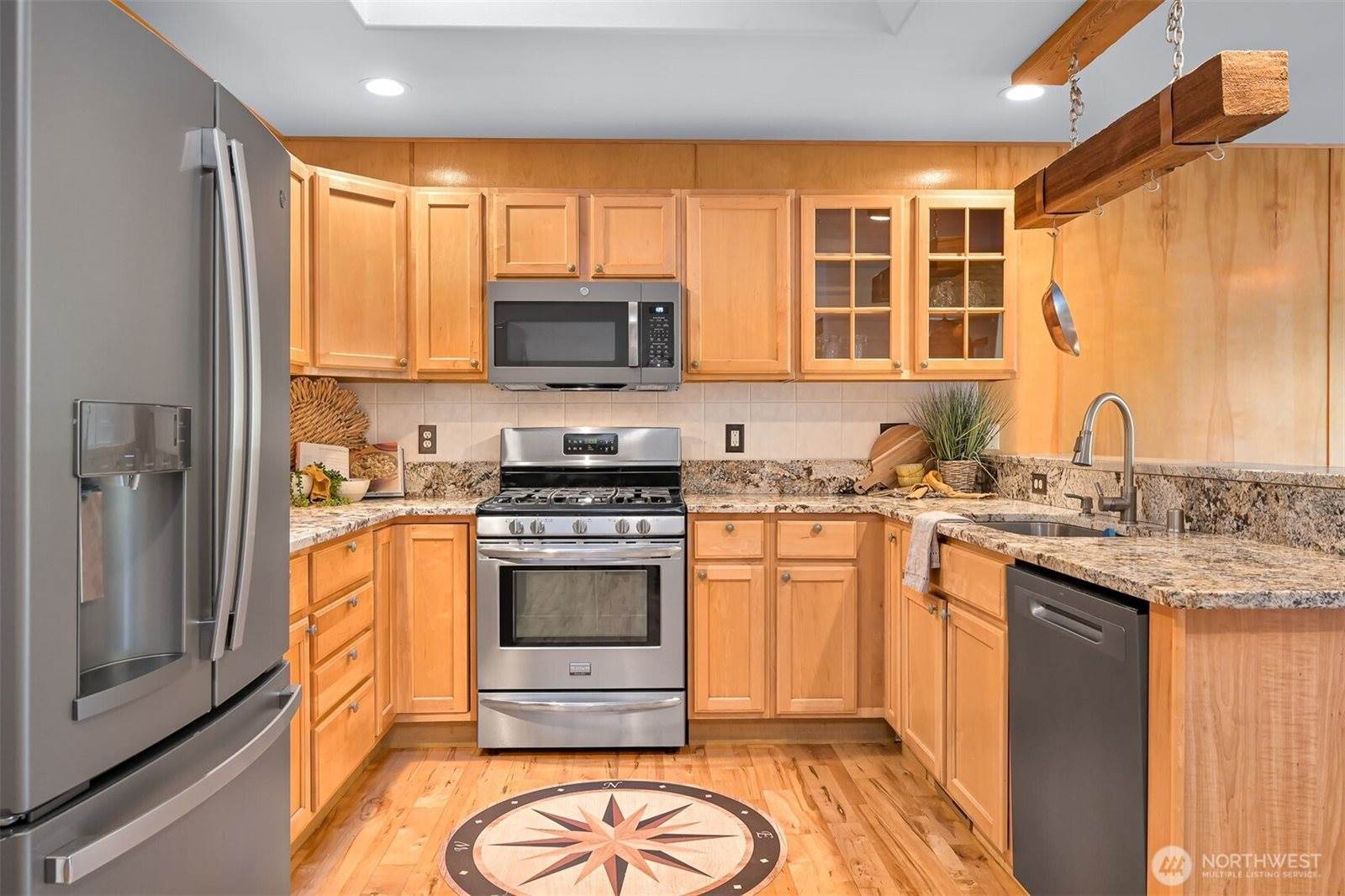 1851 Lakeside Lane, Bellingham, WA 98229