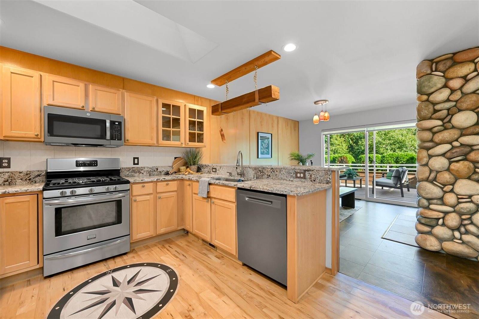 1851 Lakeside Lane, Bellingham, WA 98229