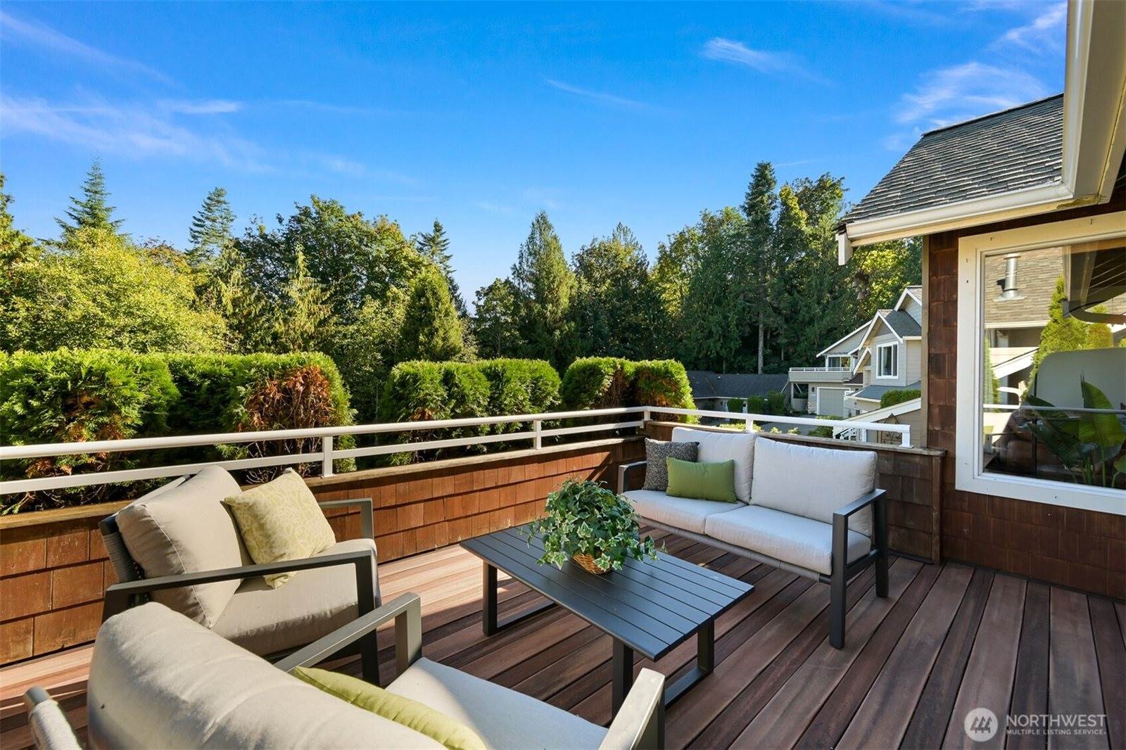 1851 Lakeside Lane, Bellingham, WA 98229