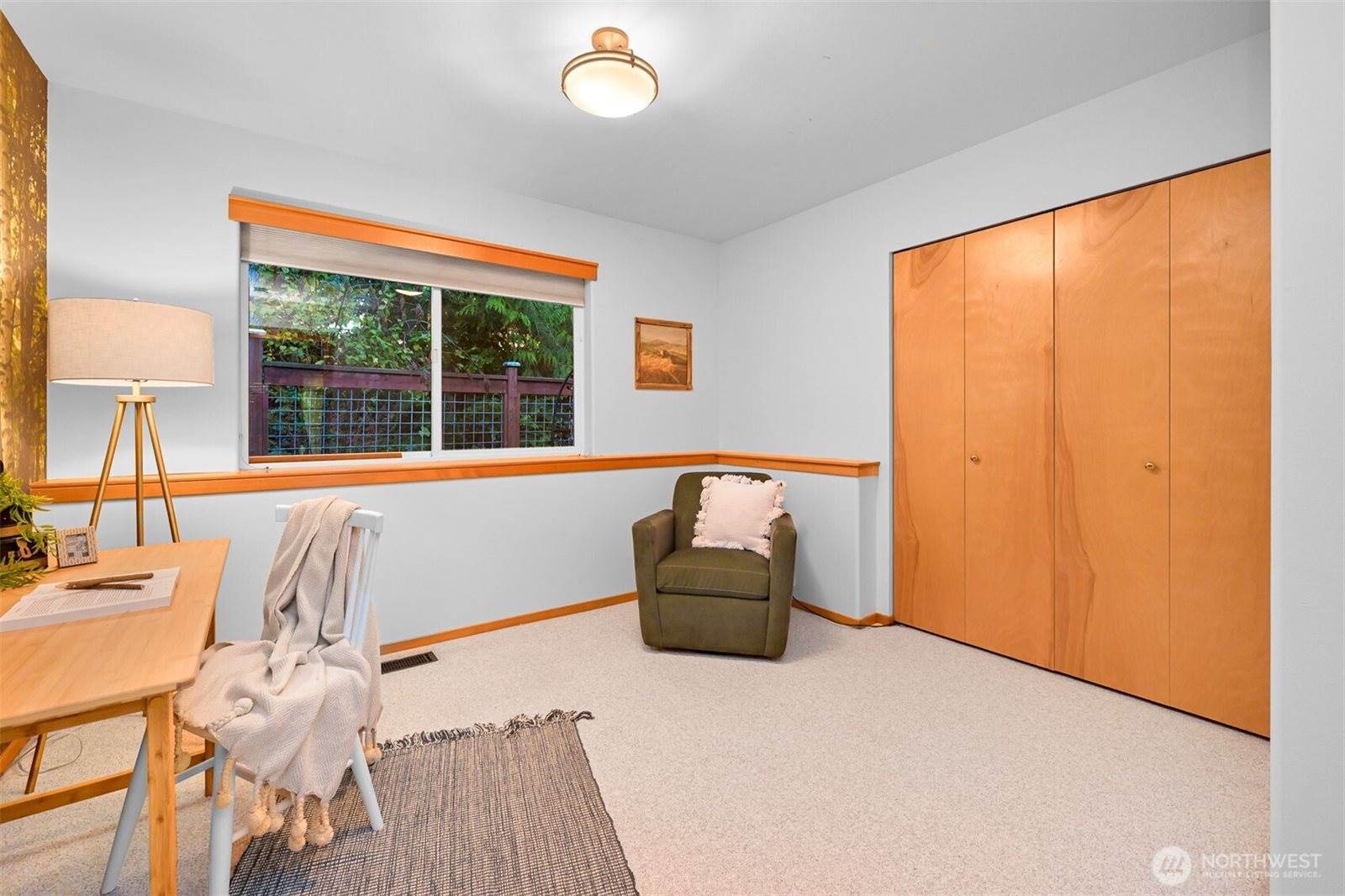 1851 Lakeside Lane, Bellingham, WA 98229