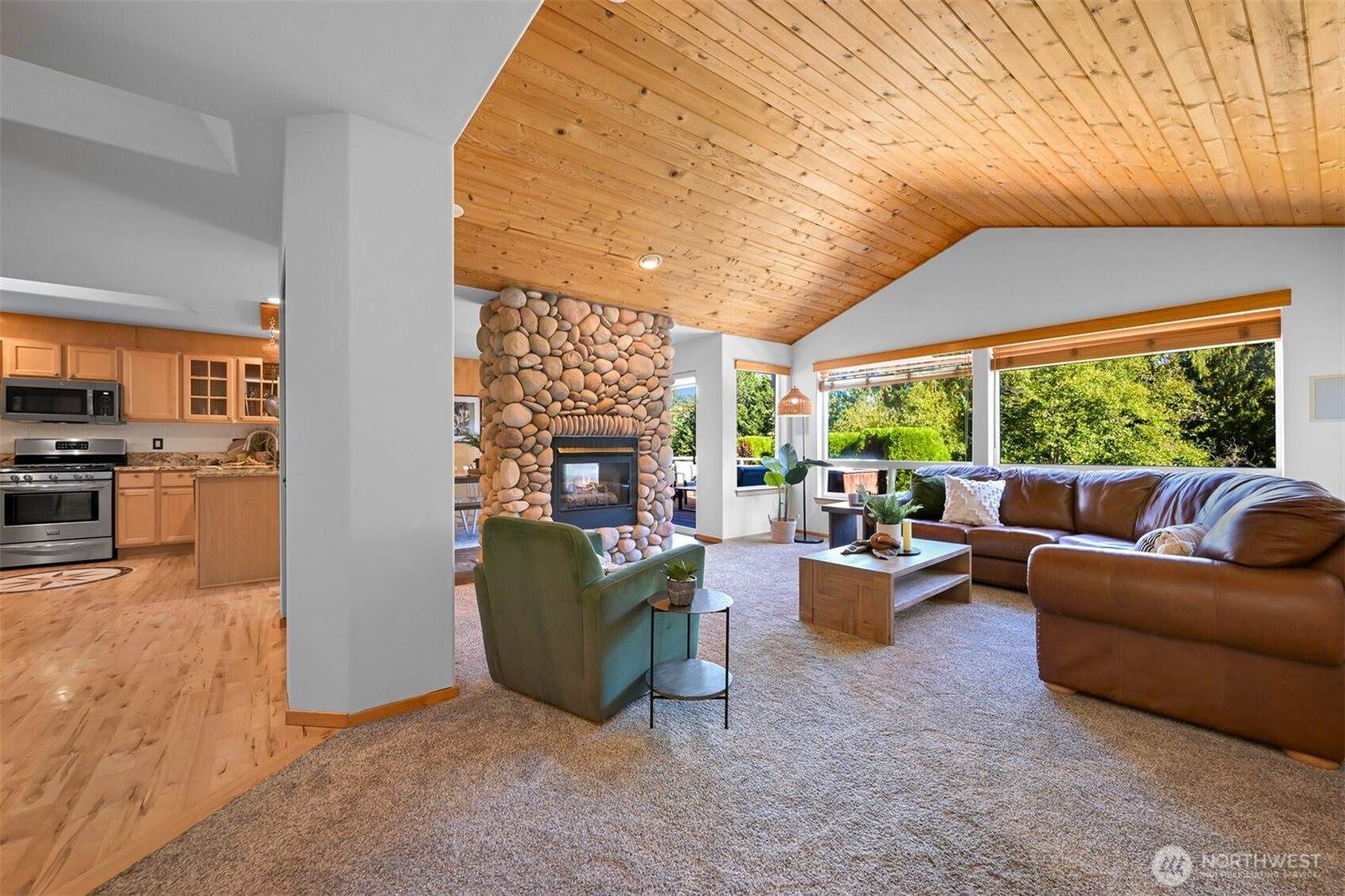 1851 Lakeside Lane, Bellingham, WA 98229