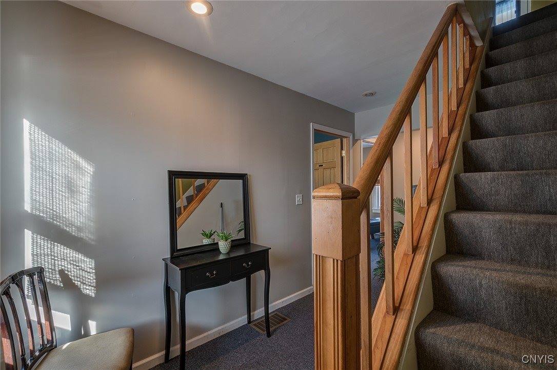 2272 Downer, Lysander, NY 13027