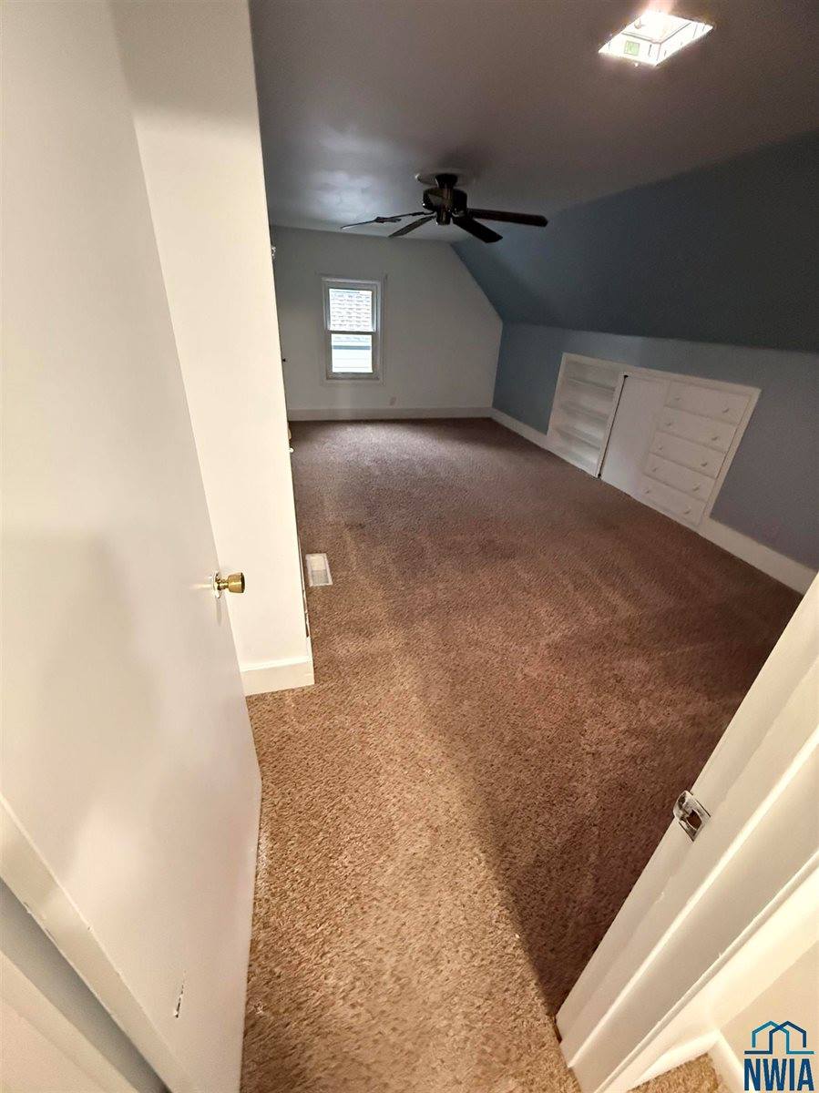 3920 Stone Ave, Sioux City, IA 51106