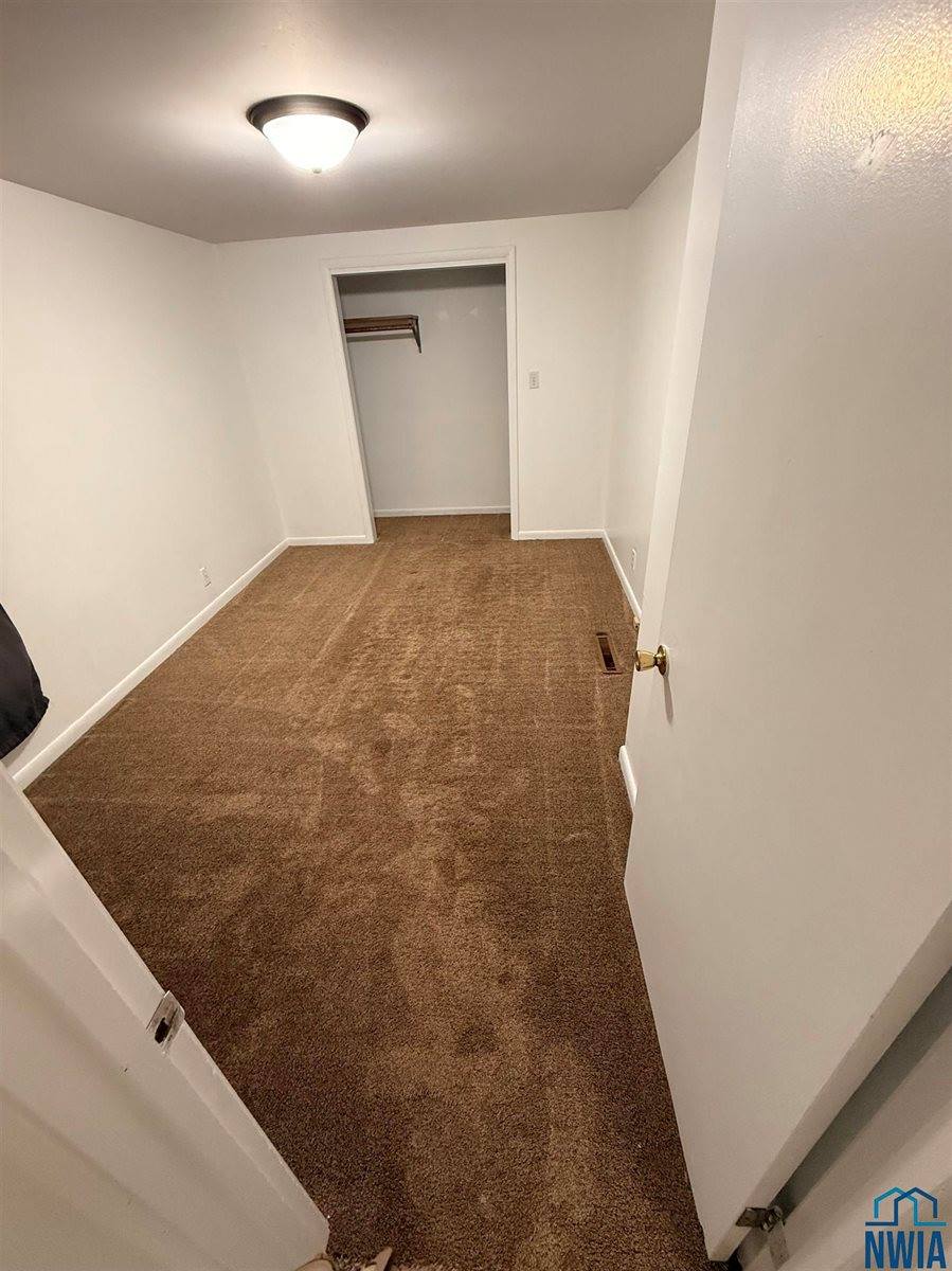 3920 Stone Ave, Sioux City, IA 51106