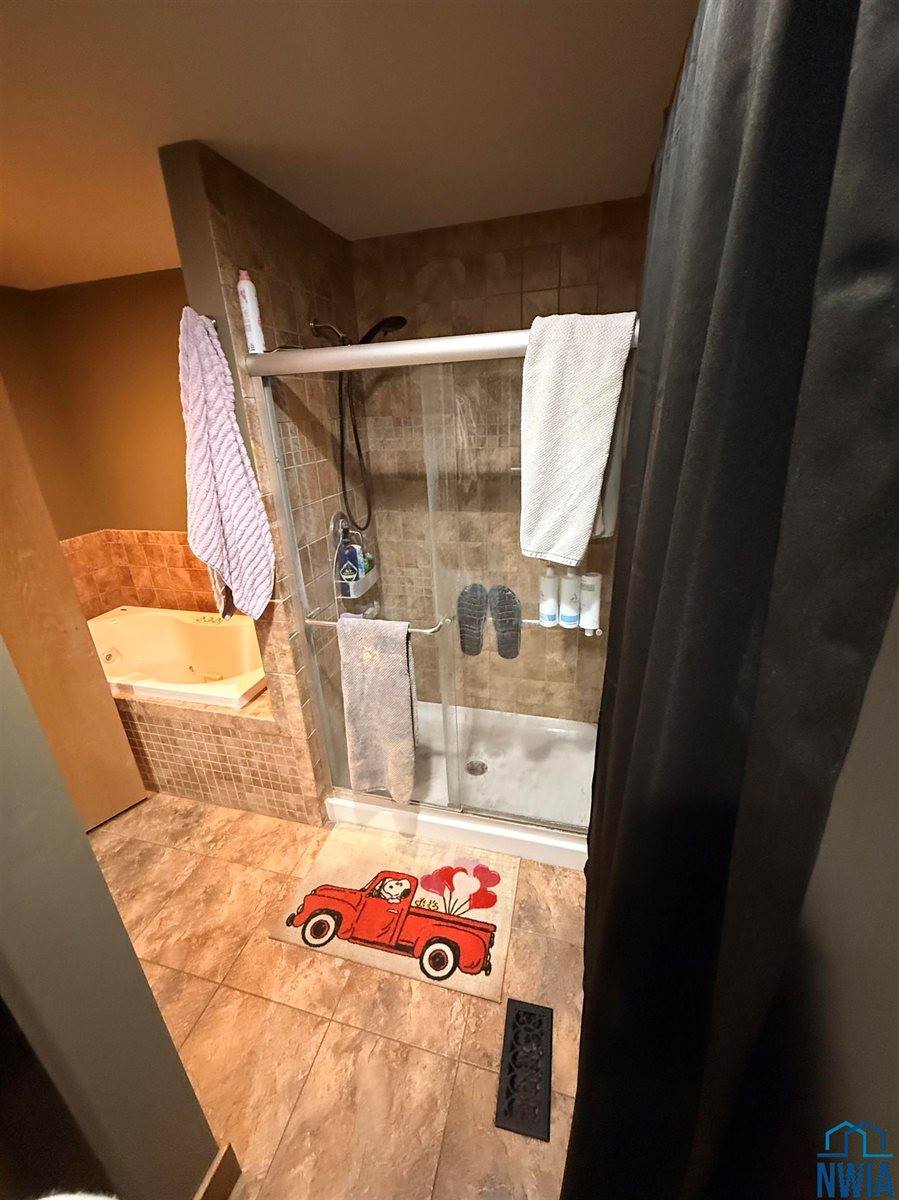 3920 Stone Ave, Sioux City, IA 51106