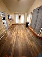 3920 Stone Ave, Sioux City, IA 51106