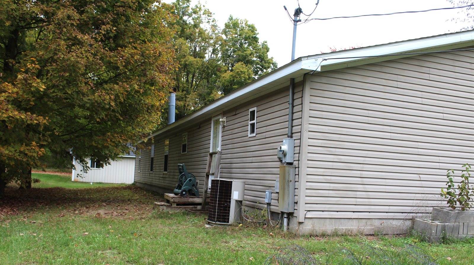 18242 32nd Street Street, Gobles, MI 49055