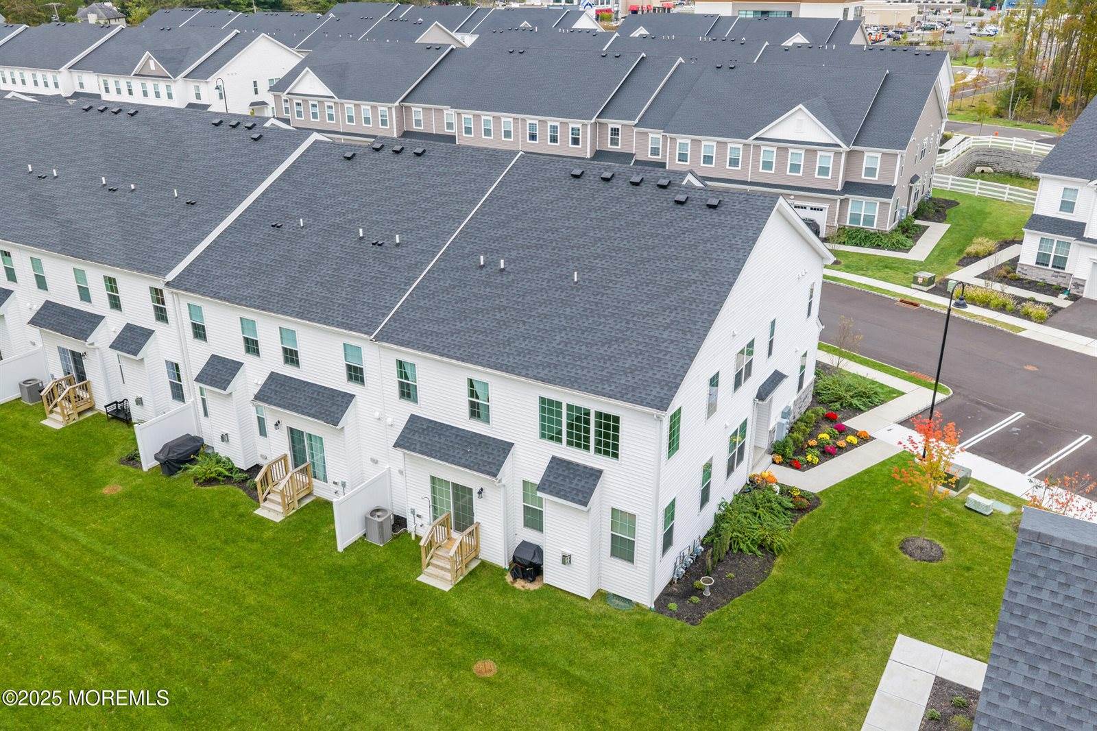 123 Woolley Court, Oakhurst, NJ 07755