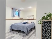 195 Corene Avenue, Waukee, IA 50263