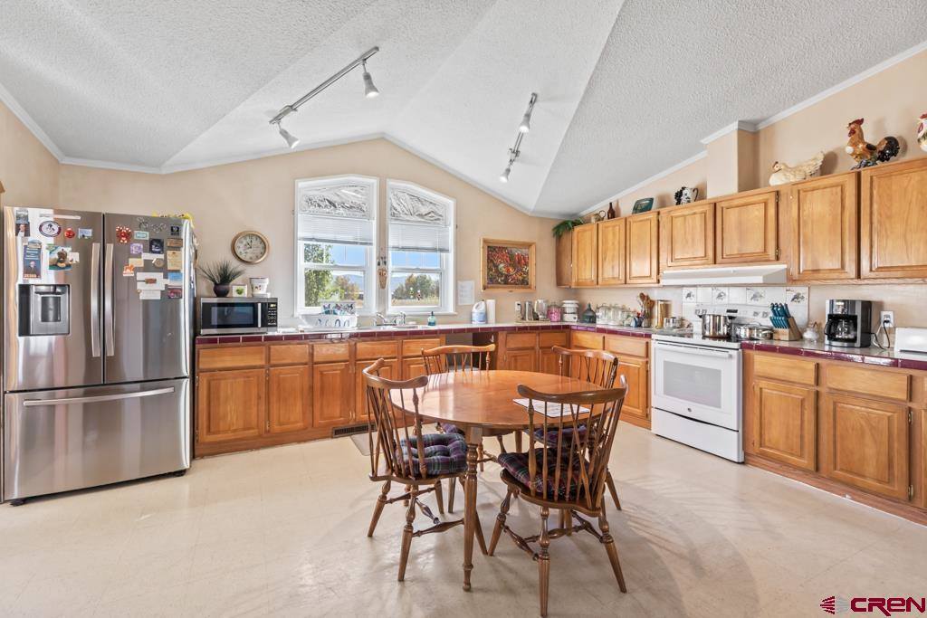 7655 6075 Road, Olathe, CO 81425