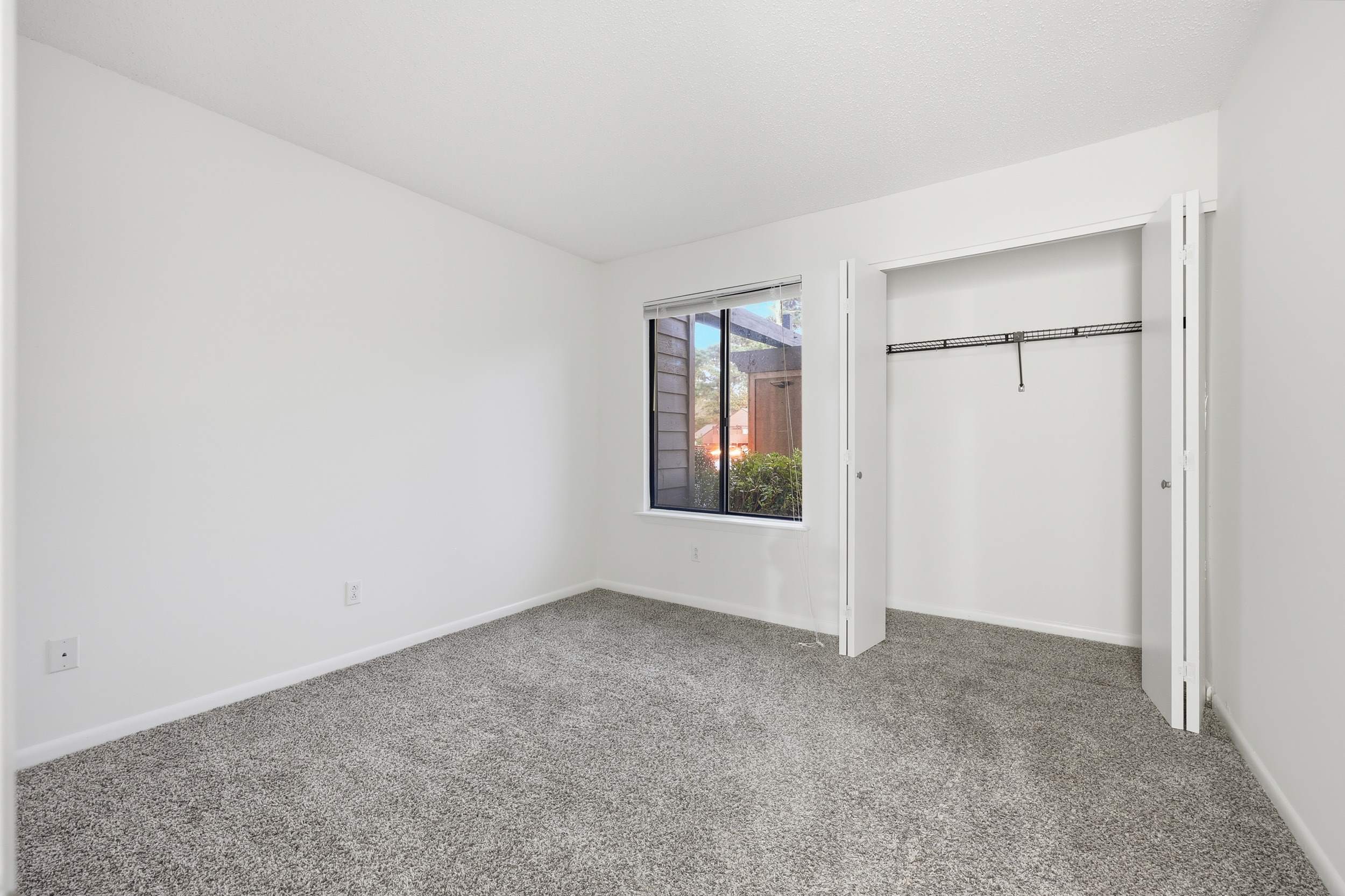 401 Turnbridge Close, Virginia Beach, VA 23452