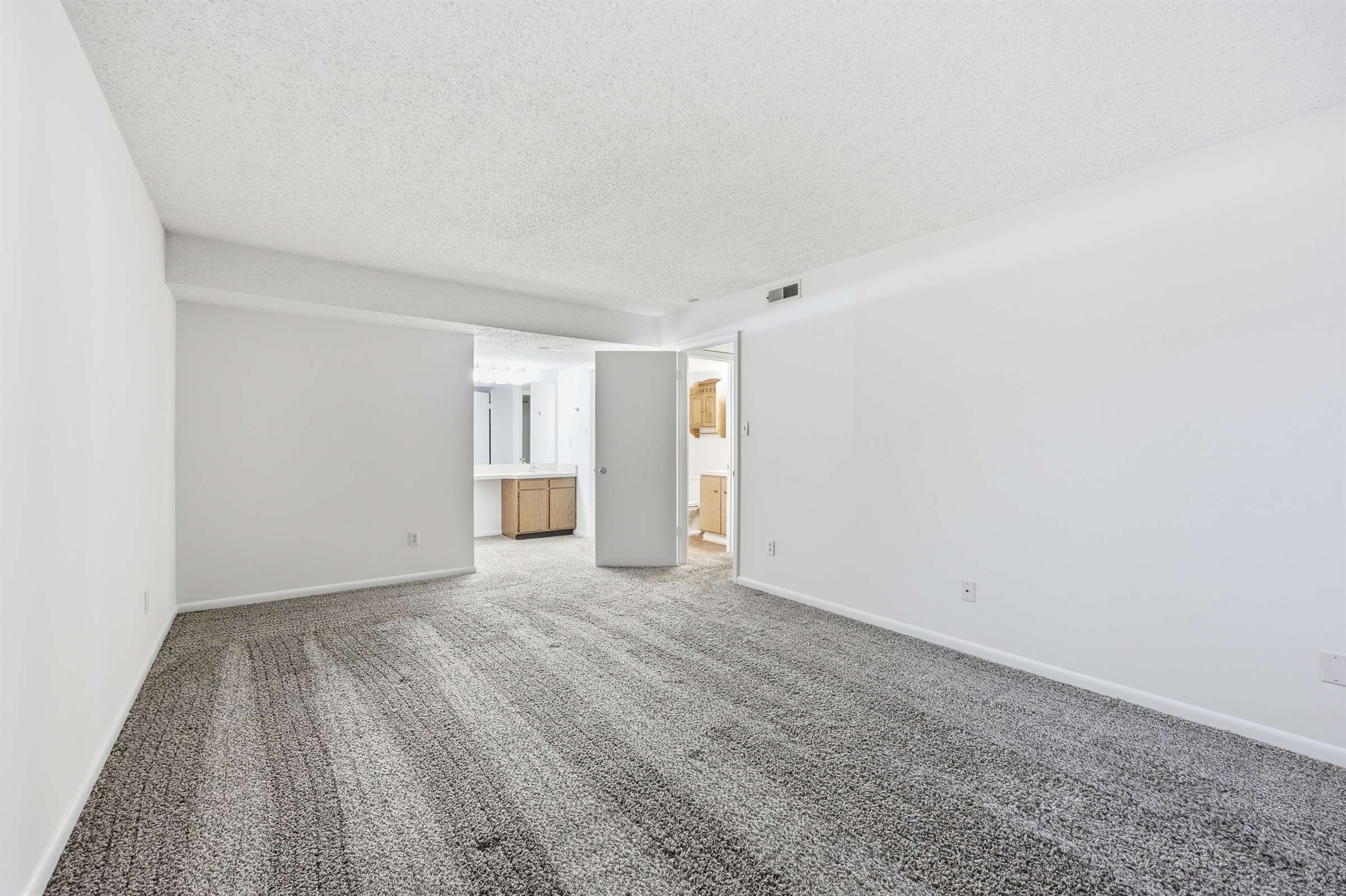 401 Turnbridge Close, Virginia Beach, VA 23452