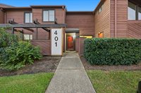 401 Turnbridge Close, Virginia Beach, VA 23452