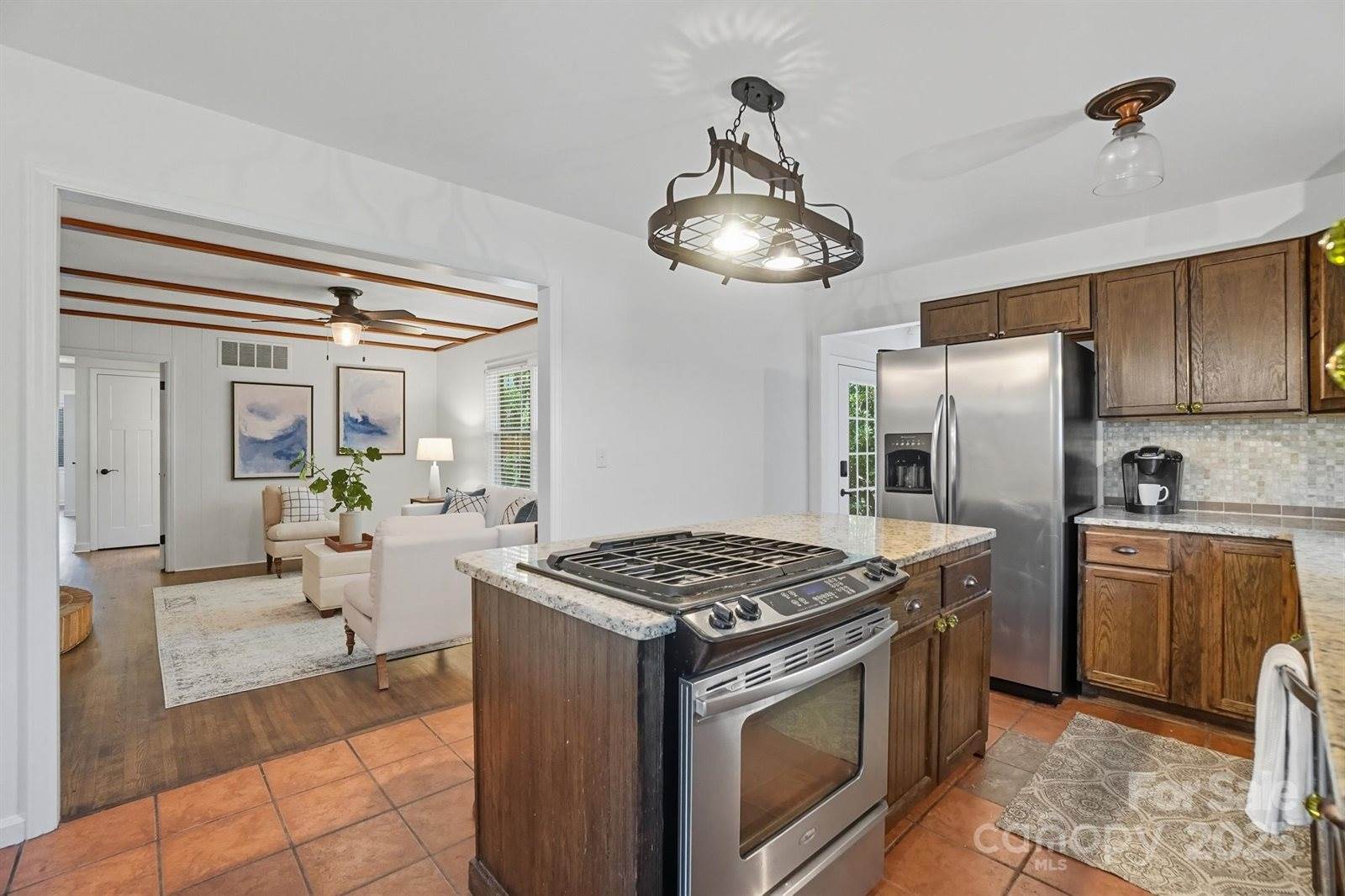 5926 Sharon Road, Charlotte, NC 28210