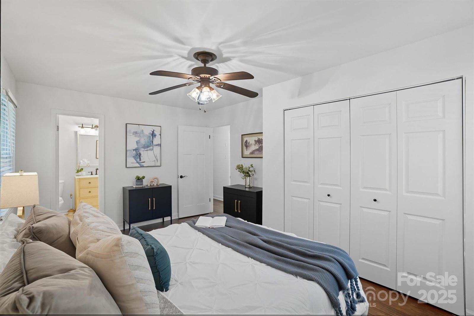 5926 Sharon Road, Charlotte, NC 28210