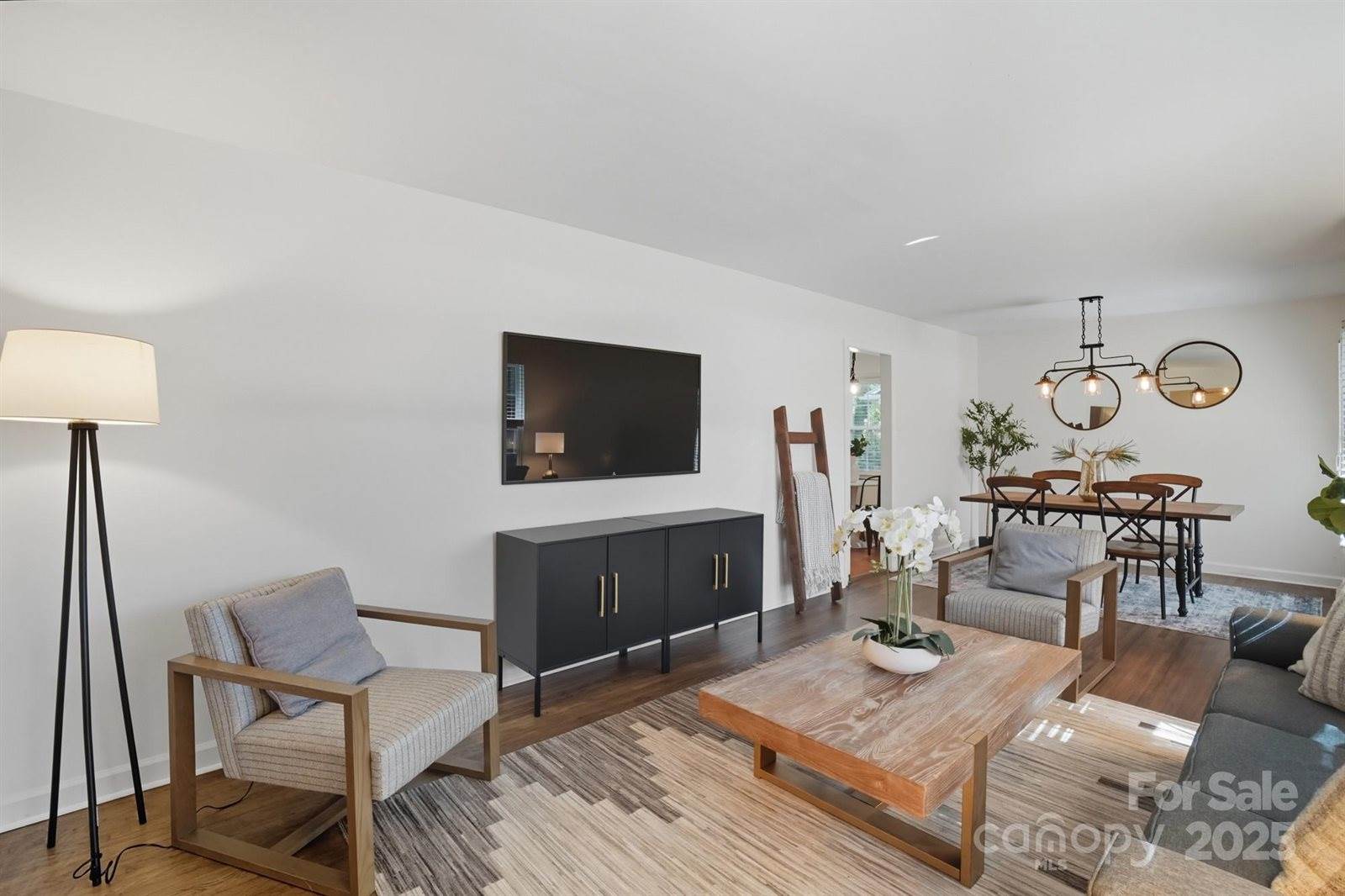 5926 Sharon Road, Charlotte, NC 28210