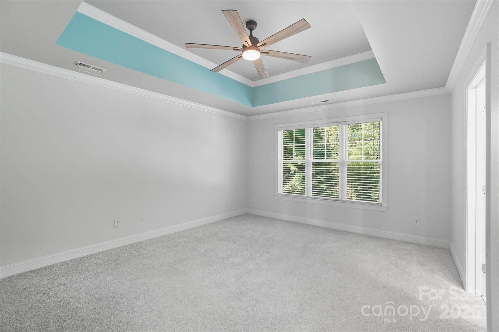 3633 Creek Ridge Drive, Denver, NC 28037