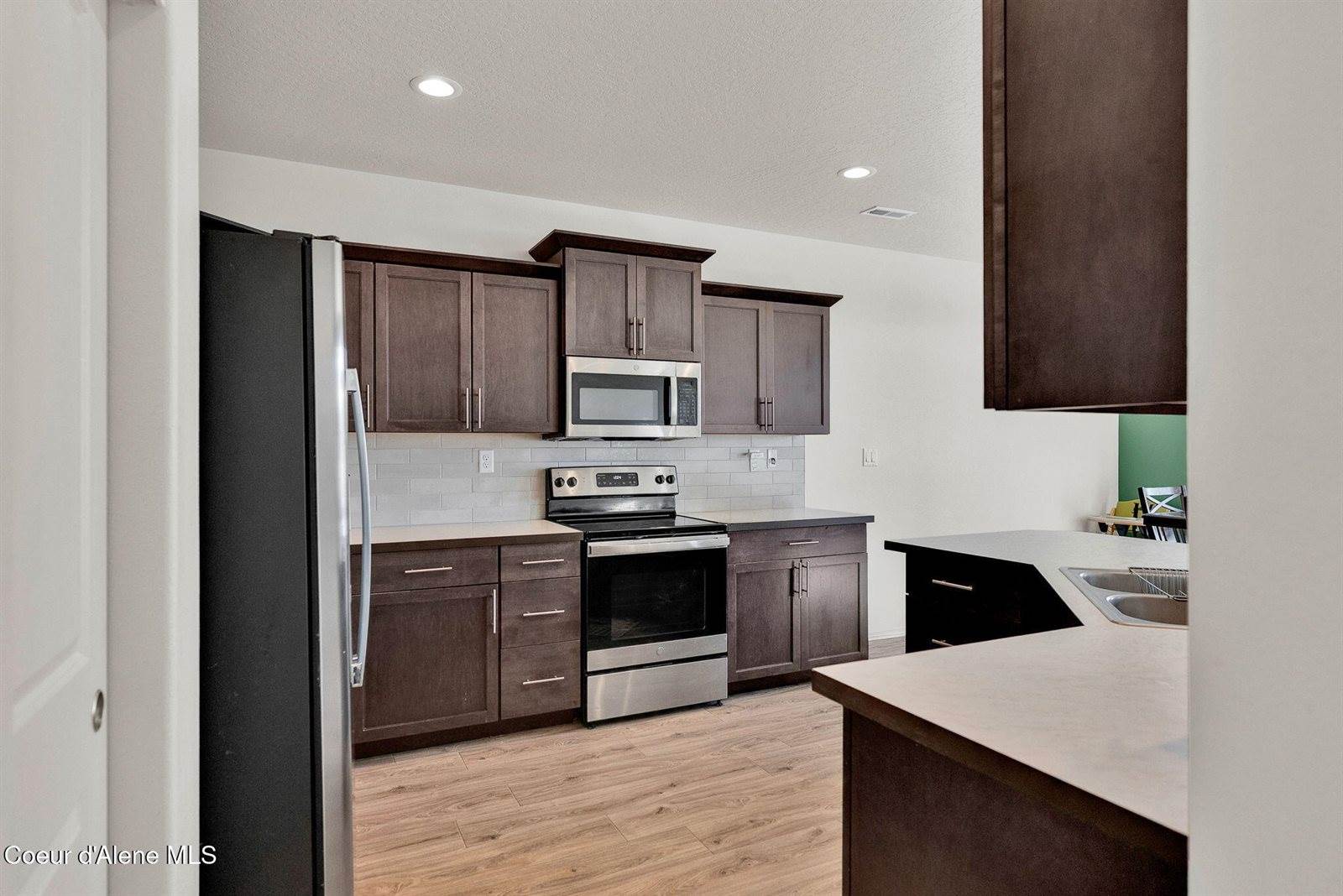 16167 North Hadley Loop, Rathdrum, ID 83858