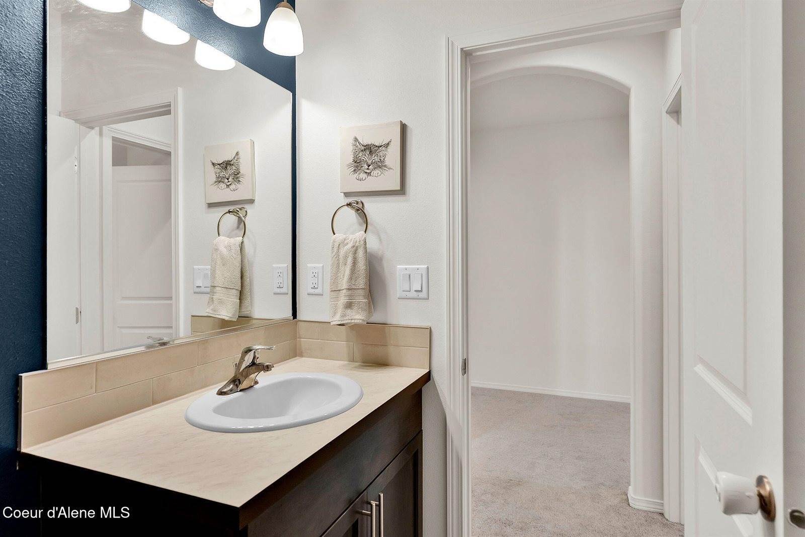 16167 North Hadley Loop, Rathdrum, ID 83858