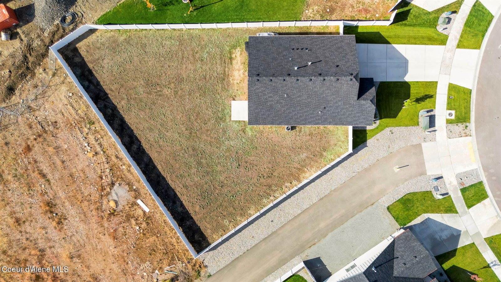 16167 North Hadley Loop, Rathdrum, ID 83858