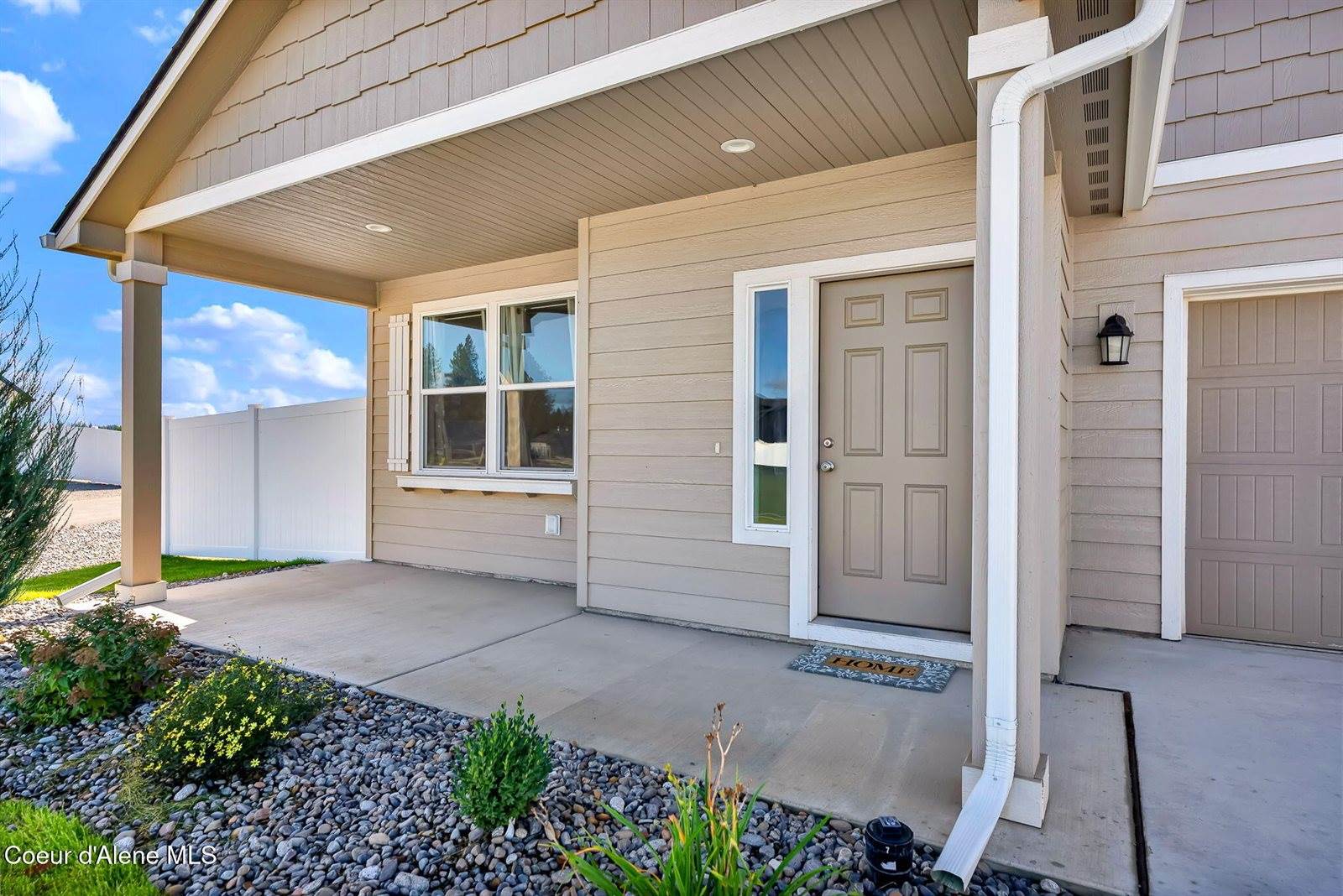 16167 North Hadley Loop, Rathdrum, ID 83858