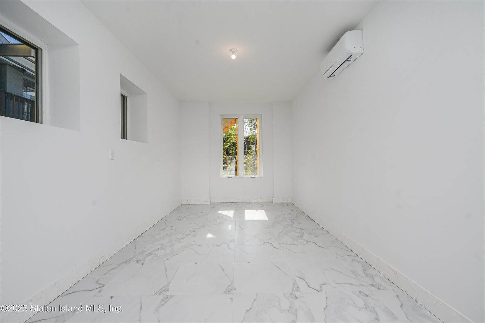 66 Hempstead Avenue, Staten Island, NY 10306