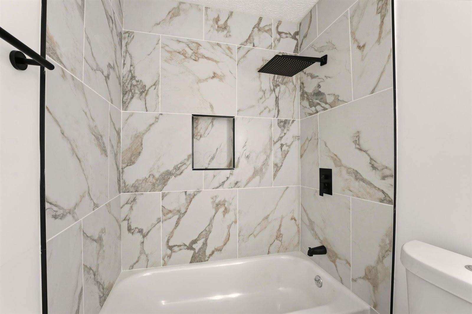 3161 Innisbrook Court, Pickerington, OH 43147