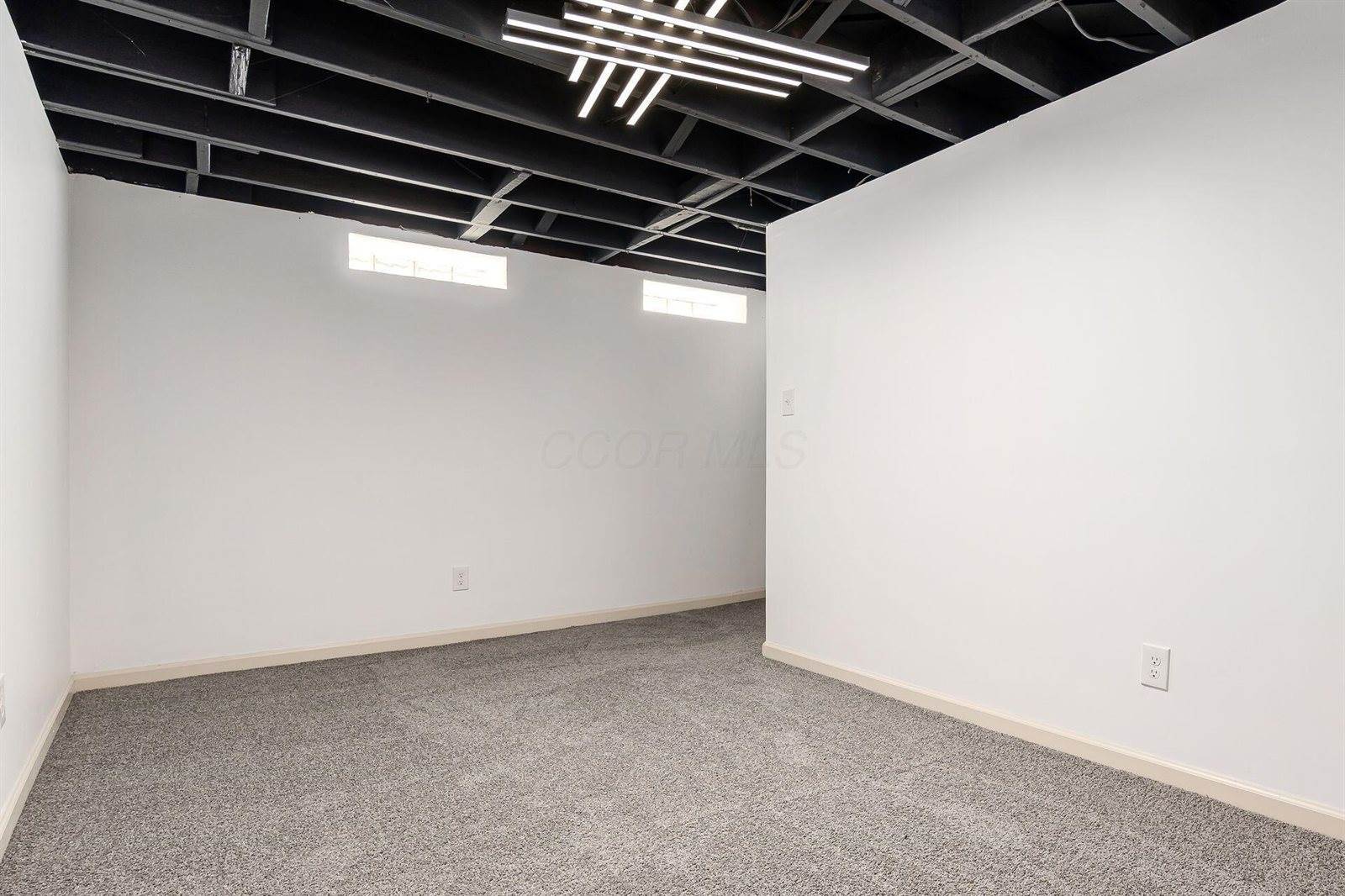 4241 Ashgrove Drive, Grove City, OH 43123