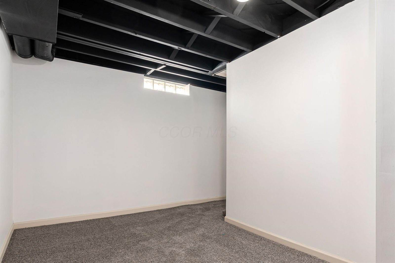 4241 Ashgrove Drive, Grove City, OH 43123