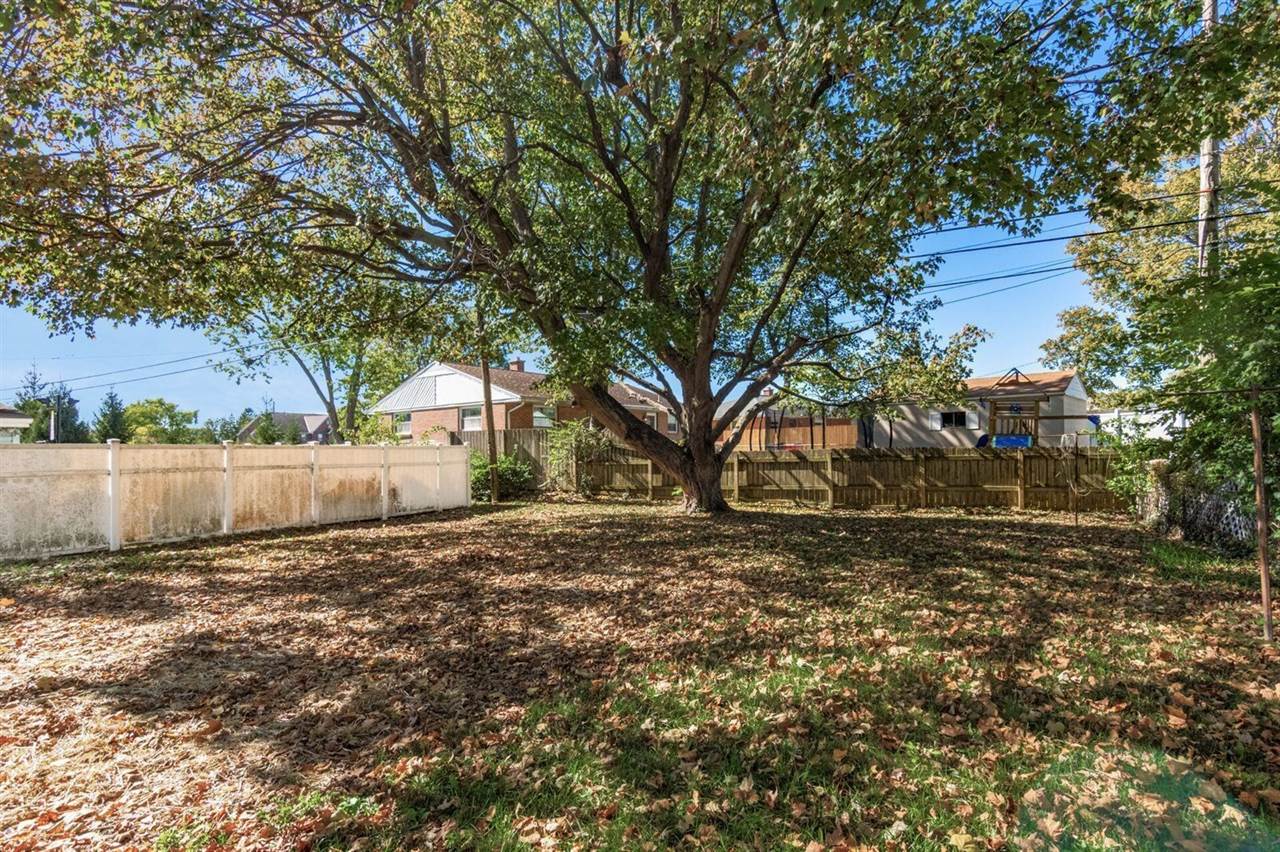 4241 Ashgrove Drive, Grove City, OH 43123