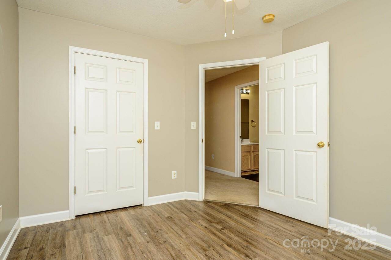 606 Olde Covington Way, Arden, NC 28704