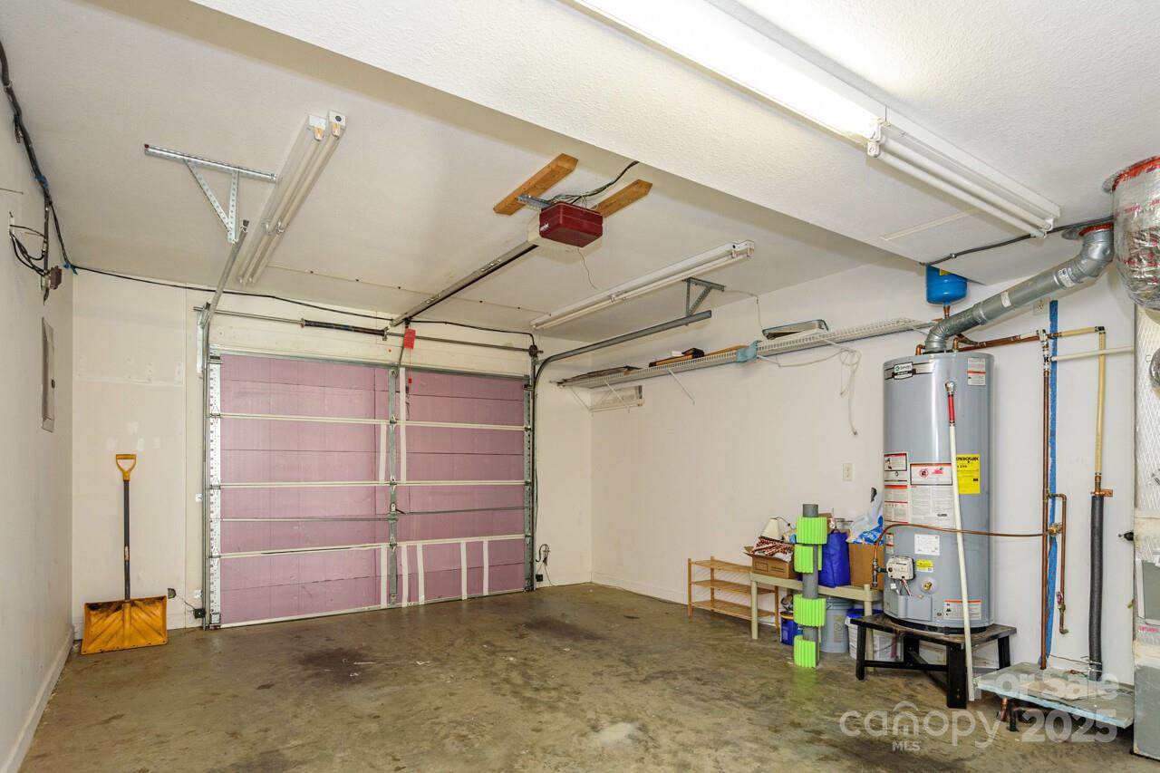 606 Olde Covington Way, Arden, NC 28704