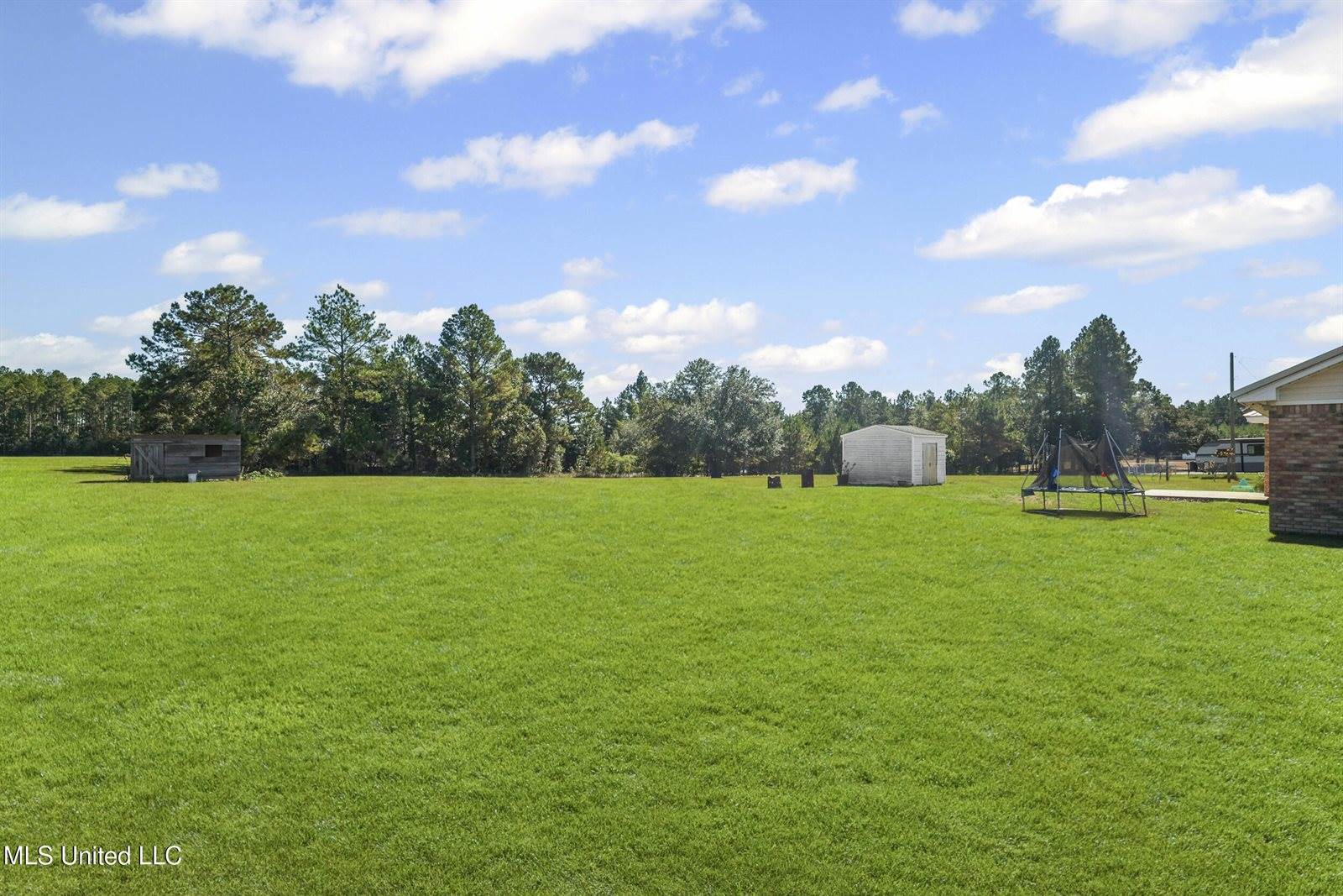 215 Holland Road, Lucedale, MS 39452