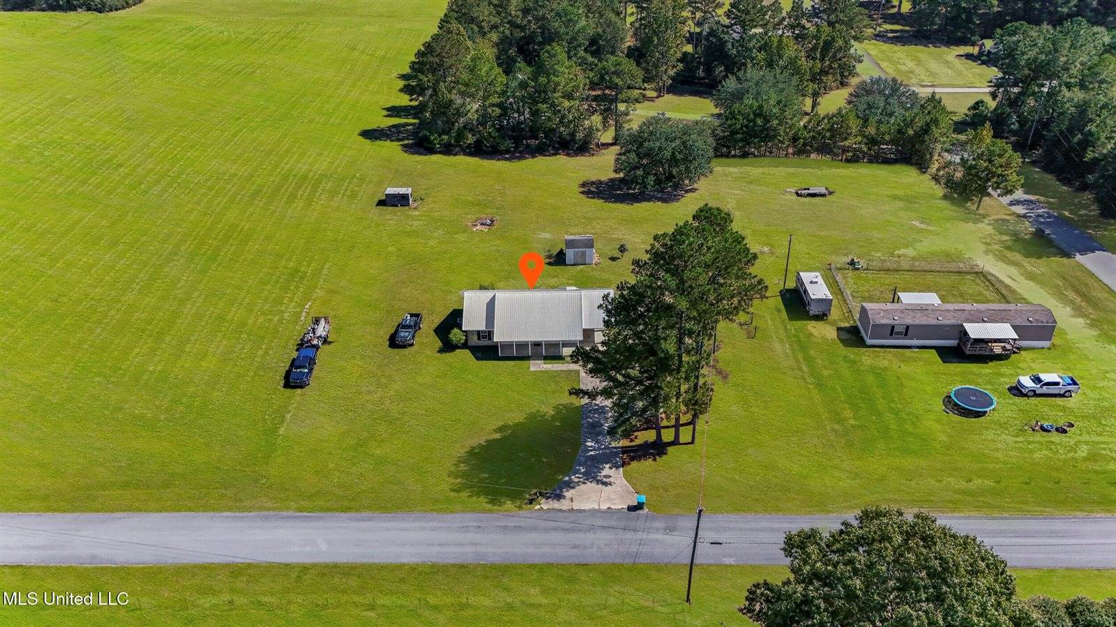 215 Holland Road, Lucedale, MS 39452