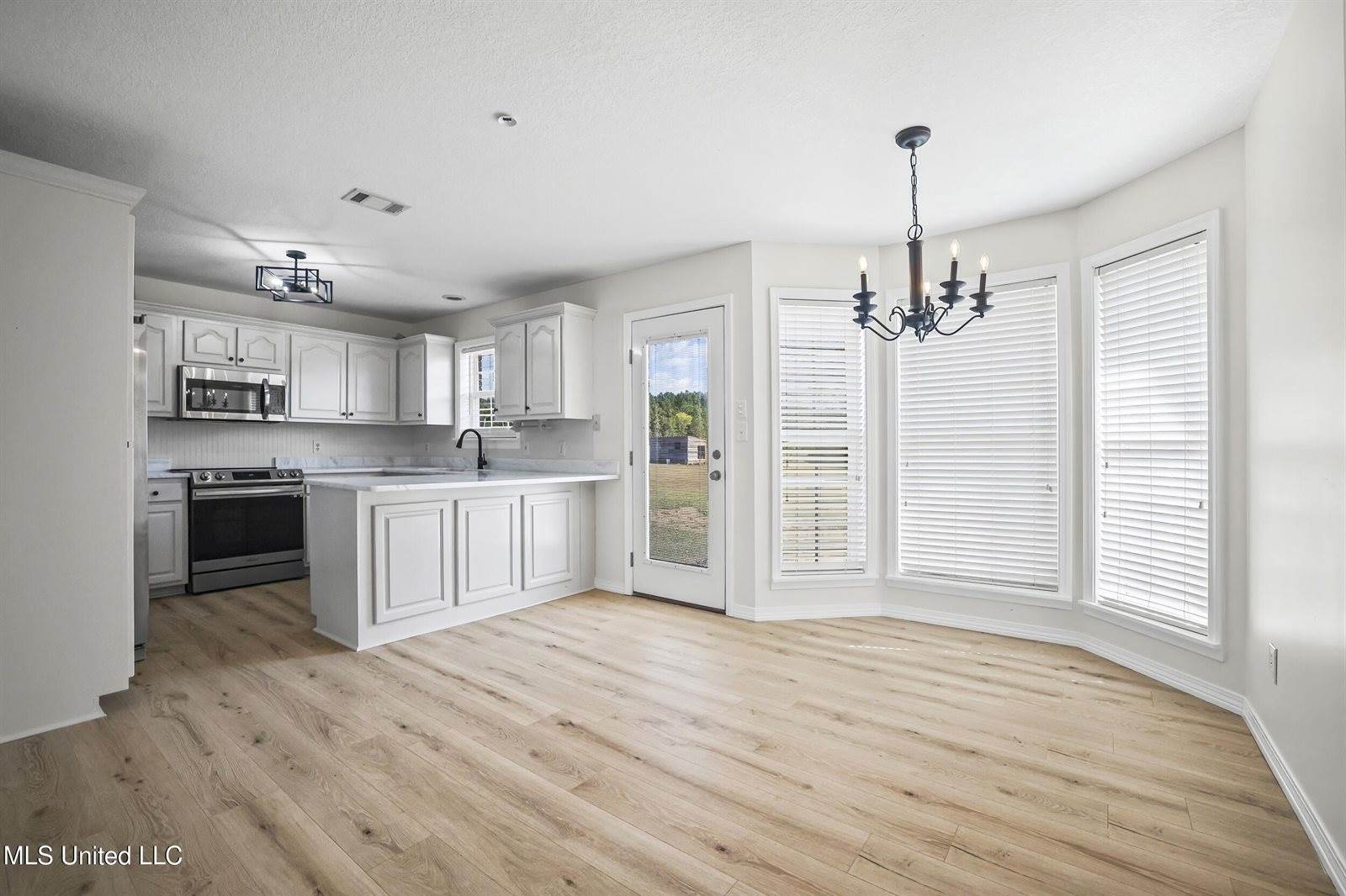 215 Holland Road, Lucedale, MS 39452