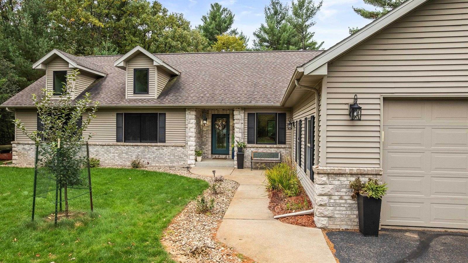 6020 Timber Wolfe Court, Wisconsin Rapids, WI 54494