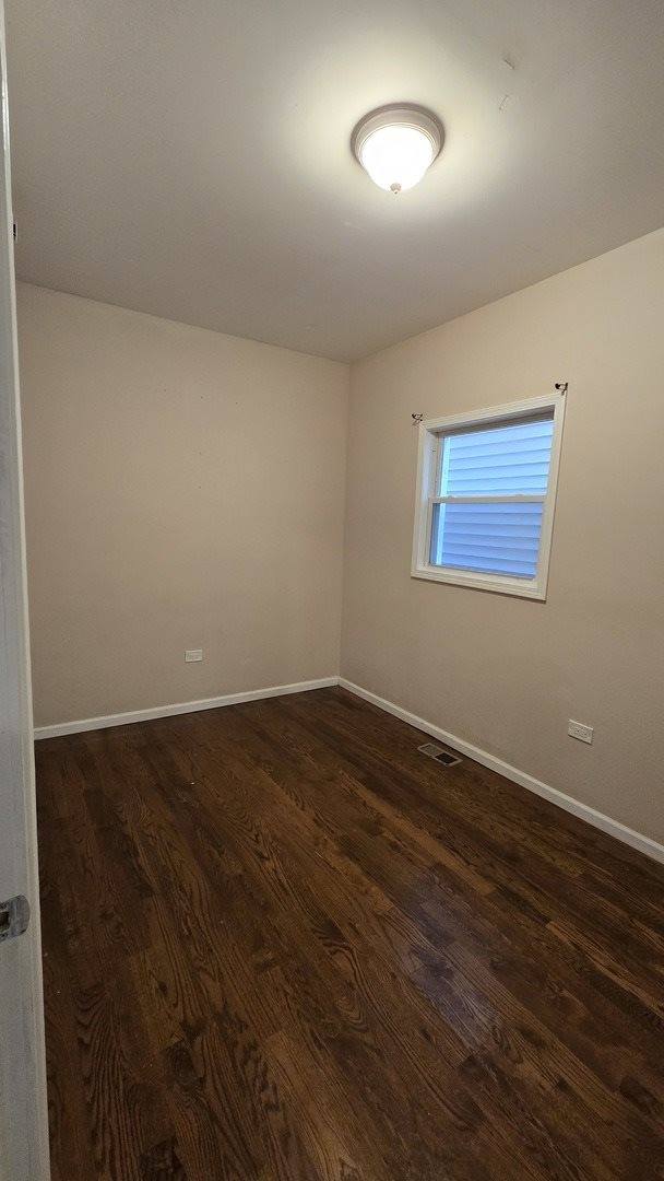 8551 South Manistee Avenue, Chicago, IL 60617