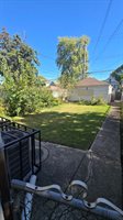 8551 South Manistee Avenue, Chicago, IL 60617