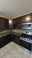 8551 South Manistee Avenue, Chicago, IL 60617
