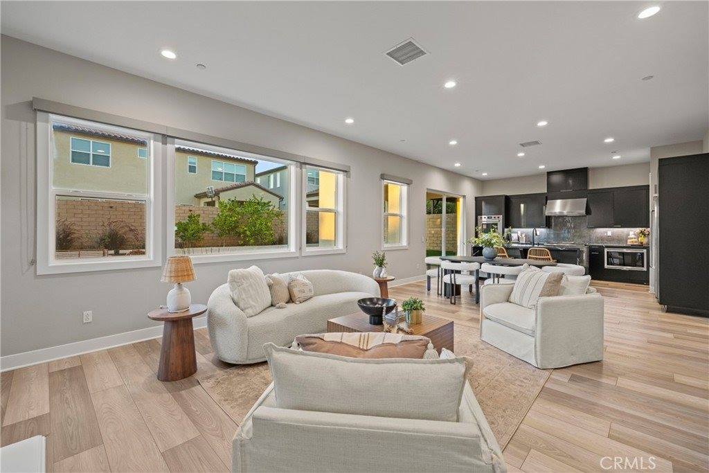 19133 Malabar Street, Canyon Country, CA 91351