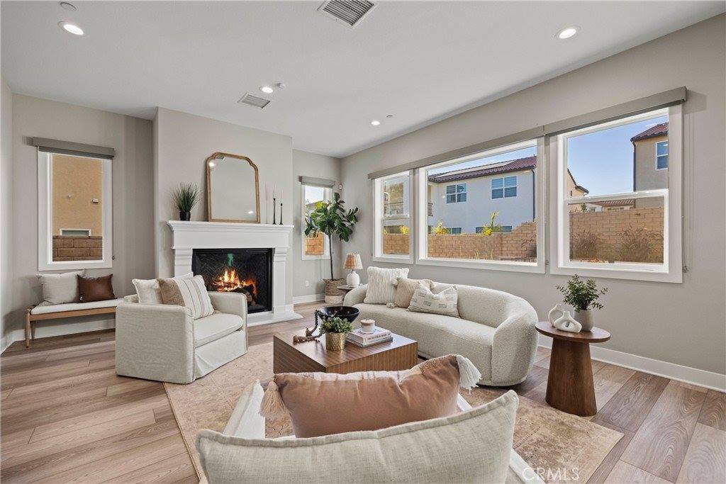 19133 Malabar Street, Canyon Country, CA 91351