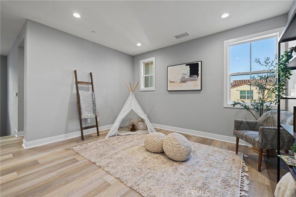 19133 Malabar Street, Canyon Country, CA 91351