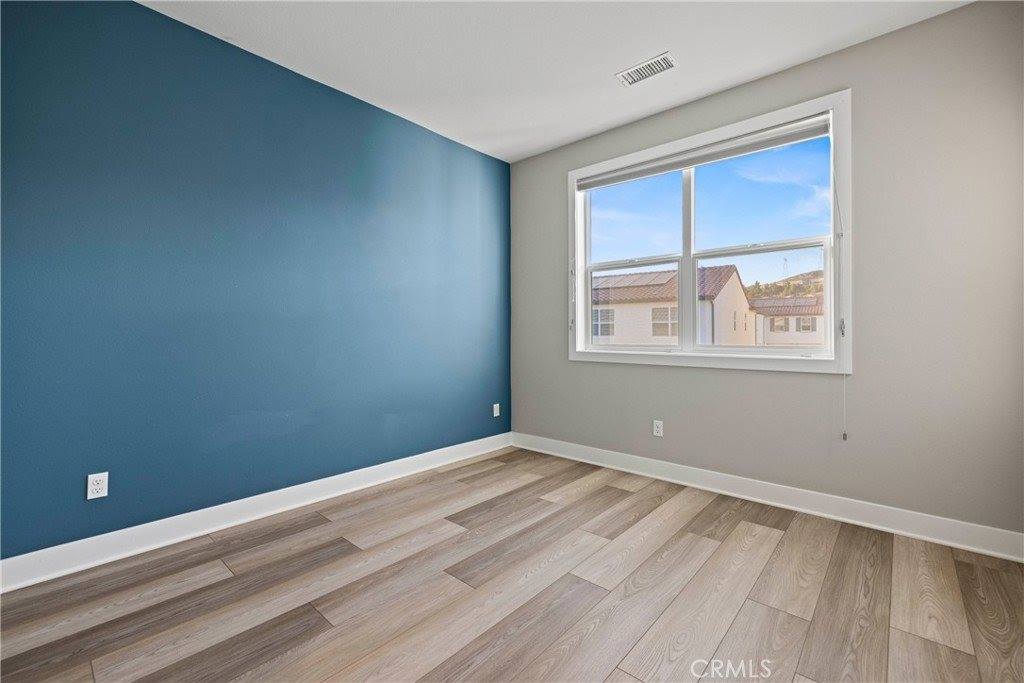 19133 Malabar Street, Canyon Country, CA 91351