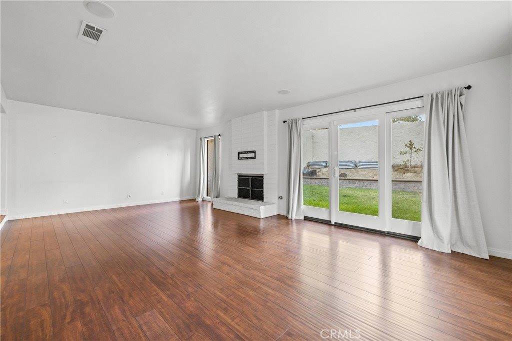 73 Paseo Esplendido, Camarillo, CA 93010