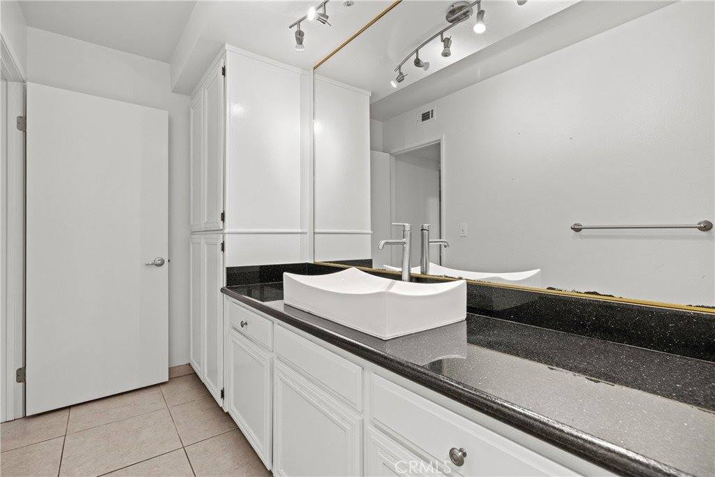 73 Paseo Esplendido, Camarillo, CA 93010